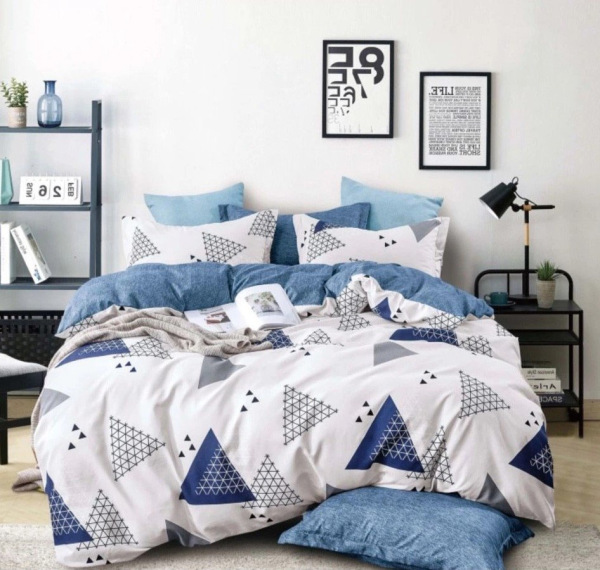 Foto 3D obliečky BLUE TRIANGLES – modro-sivý geometrický dizajn